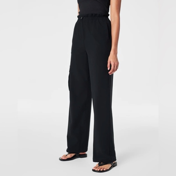 SPANX Cargo Pants with Adjustable Drawcords - Size Large - Picture 1 of 7